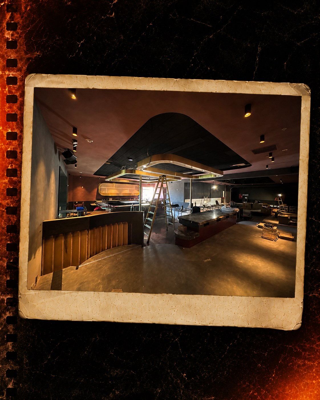 The bar taking shape, print one
